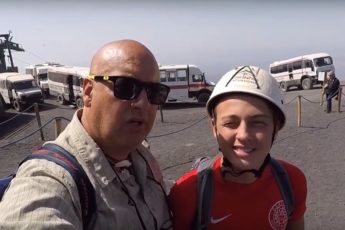 Immagine di Franco e suo figlio Jacopo sul vulcano Etna