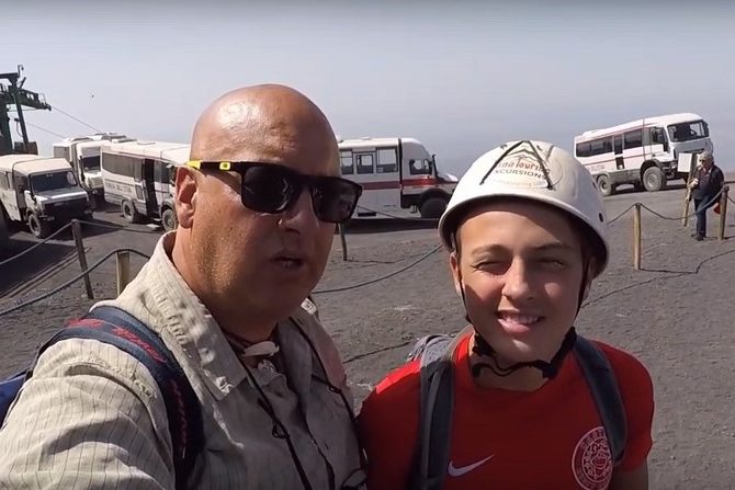 Immagine di Franco e suo figlio Jacopo sul vulcano Etna